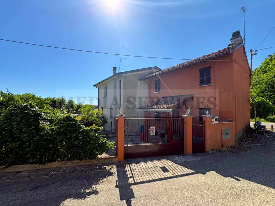 Immagine 1 di Villetta a schiera in vendita  in via Agogna n° 2 a Sannazzaro De' Burgondi