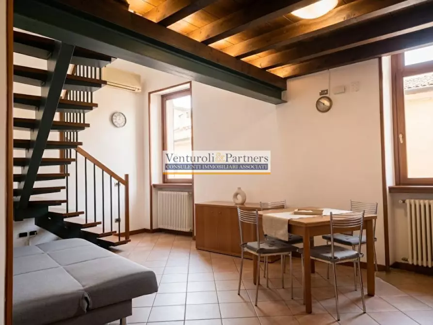 Immagine 2 di Appartamento in affitto  in Via Castello a Desenzano Del Garda
