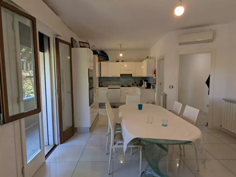 Immagine 3 di Appartamento in vendita  in Via Giovanni Battista Moroni a Abano Terme