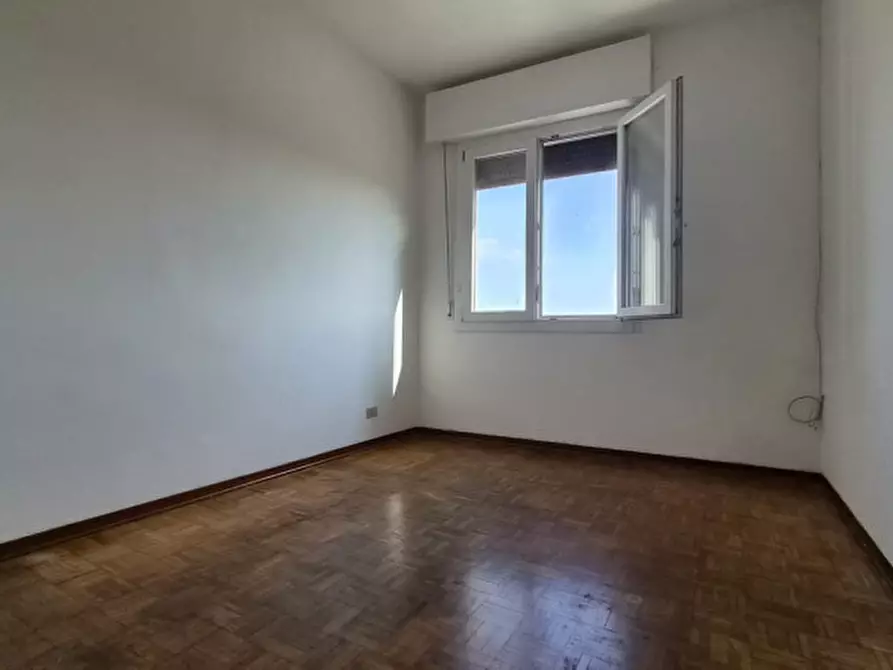 Immagine 17 di Appartamento in vendita  a Carpi