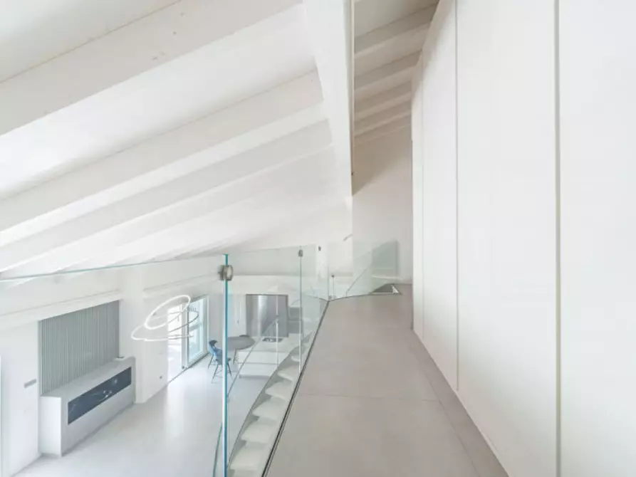Immagine 12 di Villa in vendita  in Via Trento 57 a Cassano Magnago