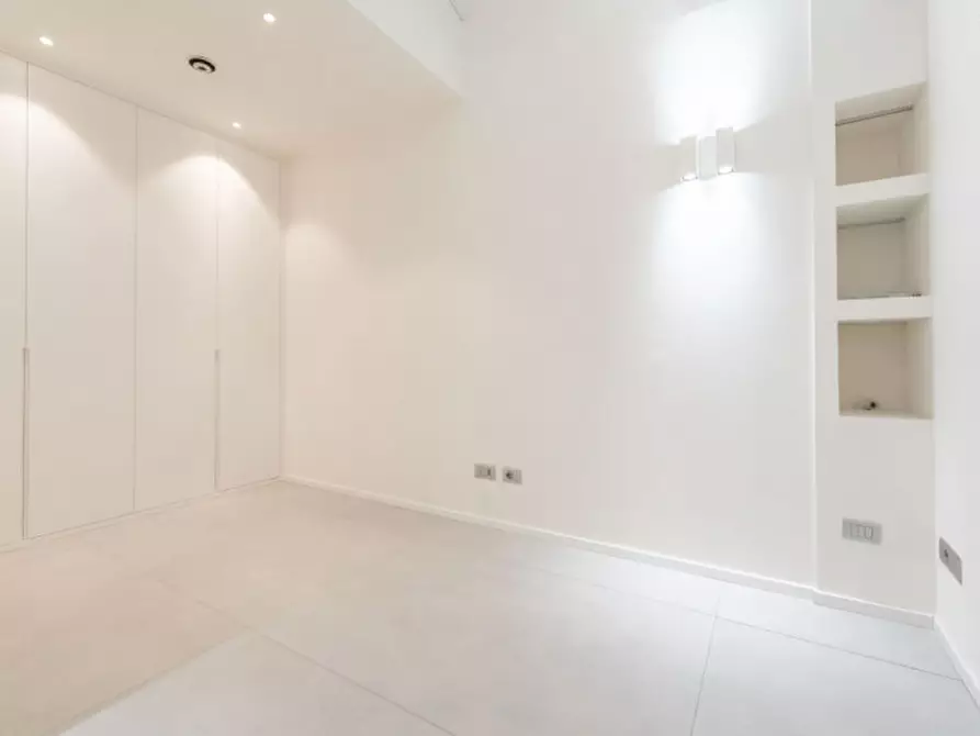 Immagine 29 di Villa in vendita  in Via Trento 57 a Cassano Magnago