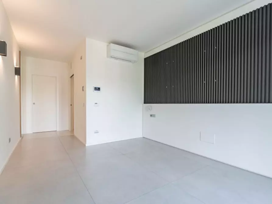 Immagine 34 di Villa in vendita  in Via Trento 57 a Cassano Magnago