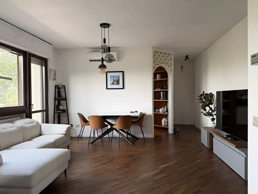 Immagine 8 di Appartamento in vendita  a Torrile