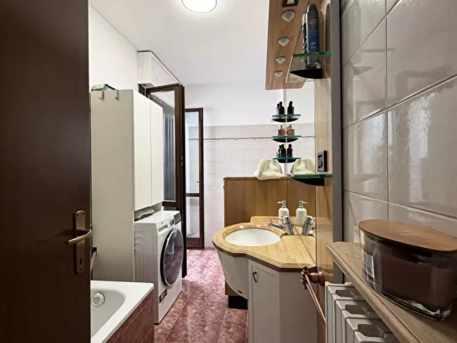Immagine 23 di Appartamento in vendita  a Torrile