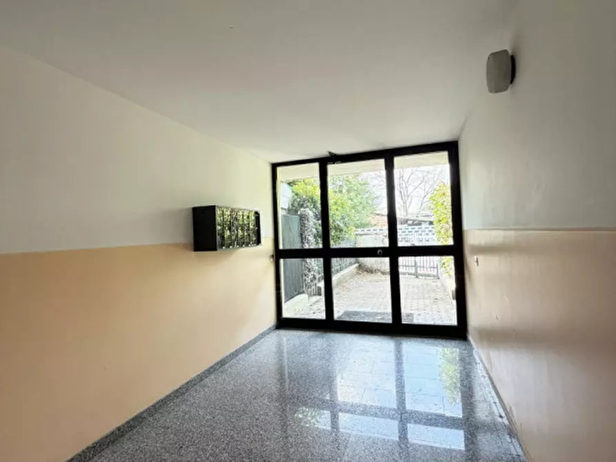 Immagine 36 di Appartamento in vendita  a Torrile