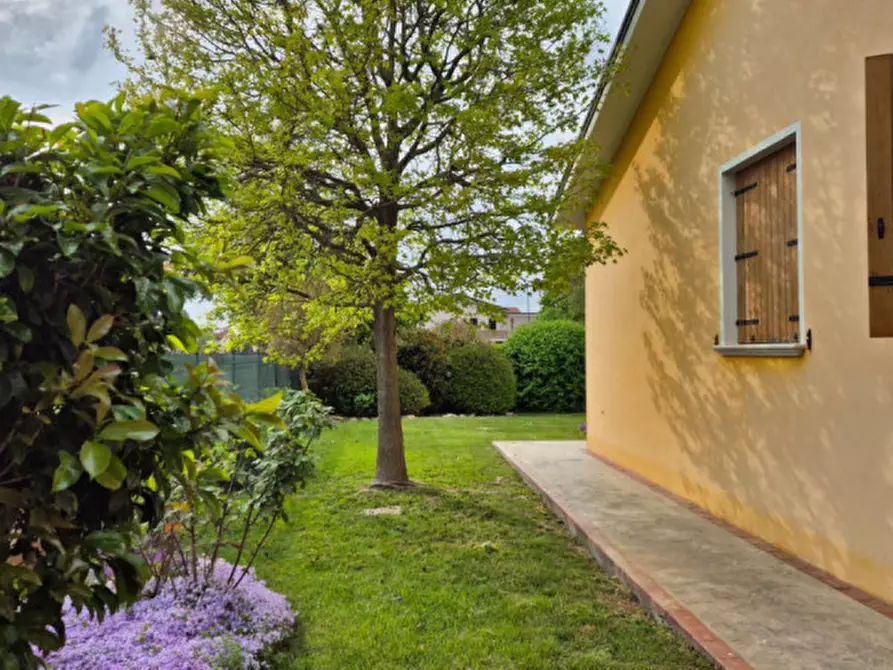 Immagine 7 di Casa indipendente in vendita  in Via Carlo Alberto Dalla Chiesa a Brugine