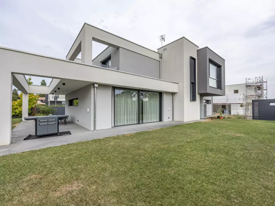 Immagine 49 di Villa in vendita  in Via Monte Bianco a Montebelluna