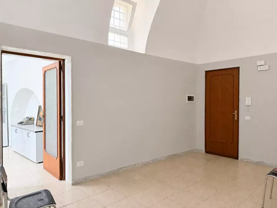 Immagine 13 di Ufficio in vendita  in Via Porta La Barra, 59 a Andria