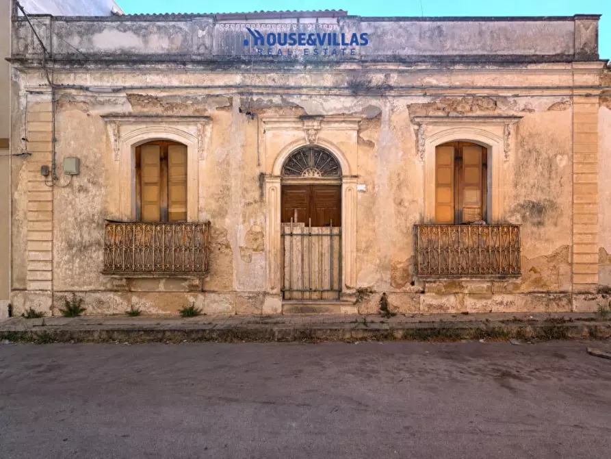 Immagine 1 di Casa indipendente in vendita  in Via G. Gozzo a Avola
