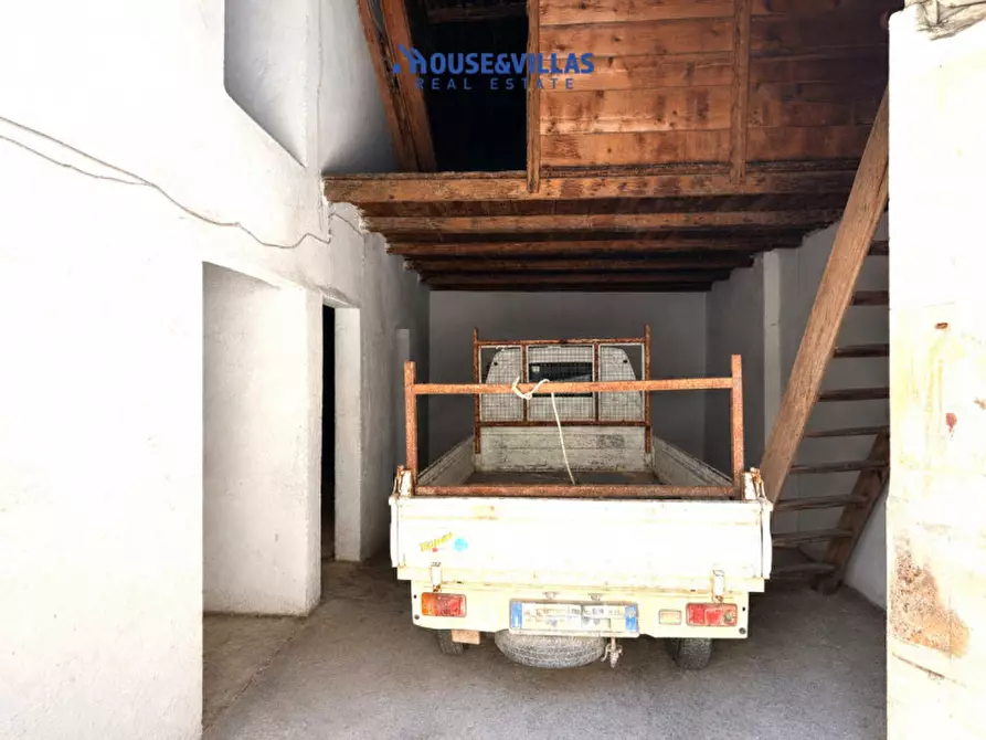 Immagine 20 di Casa indipendente in vendita  in Via G. Gozzo a Avola