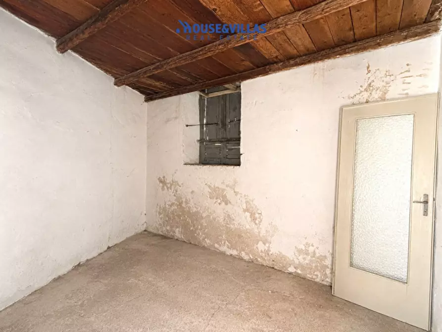 Immagine 22 di Casa indipendente in vendita  in Via G. Gozzo a Avola