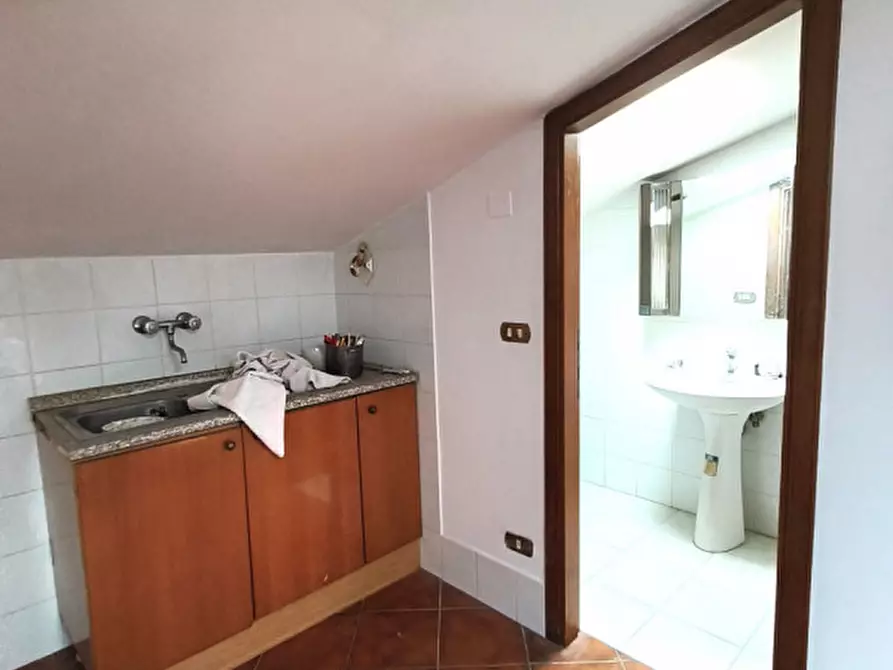Immagine 17 di Appartamento in vendita  in Via Giovanni Falcone a Bucine