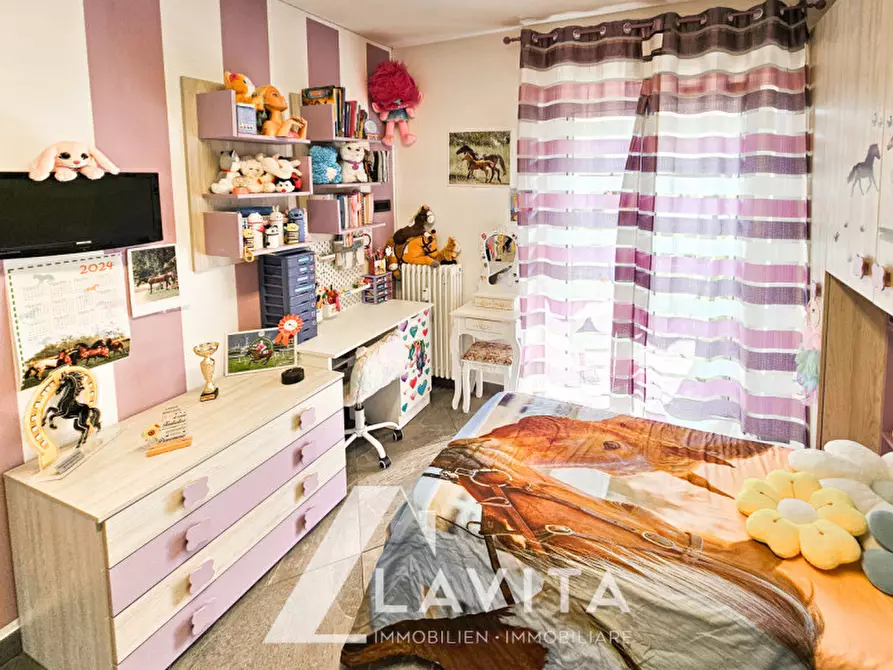 Immagine 18 di Appartamento in vendita  in Enrico-Toti-Straße - Via E. Toti a Merano .Meran.