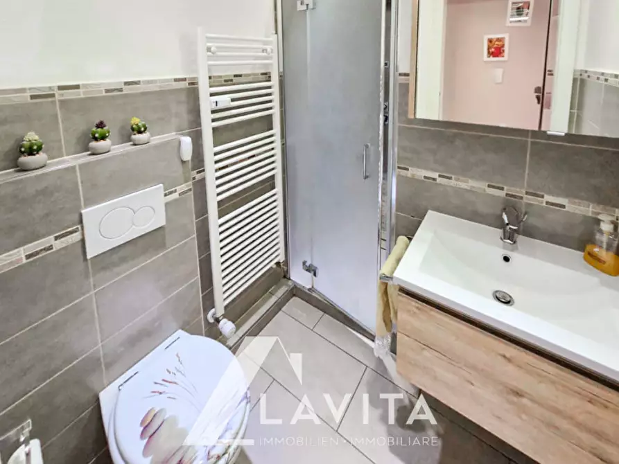 Immagine 25 di Appartamento in vendita  in Enrico-Toti-Straße - Via E. Toti a Merano .Meran.