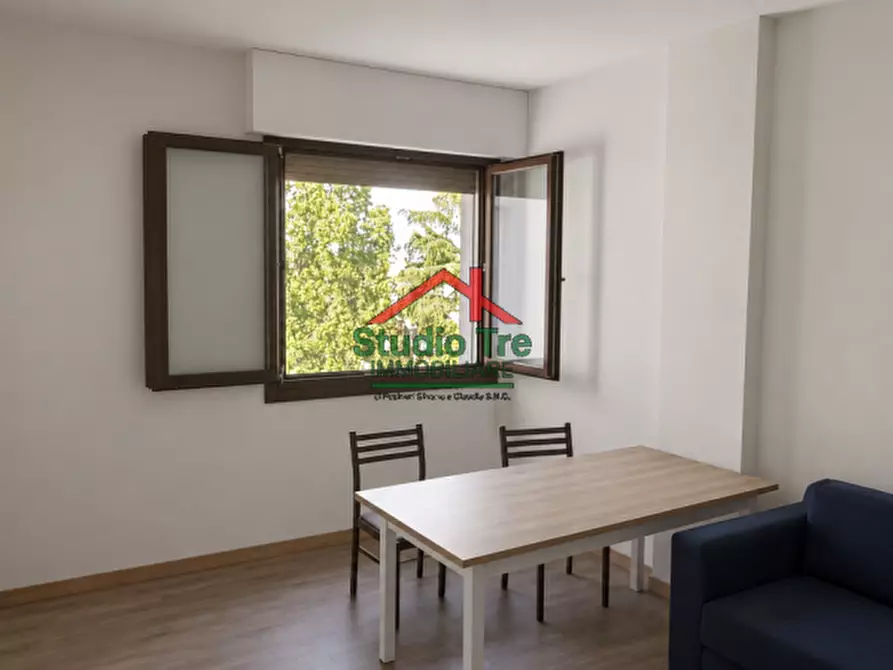 Immagine 1 di Appartamento in vendita  in via cimabue a Venezia