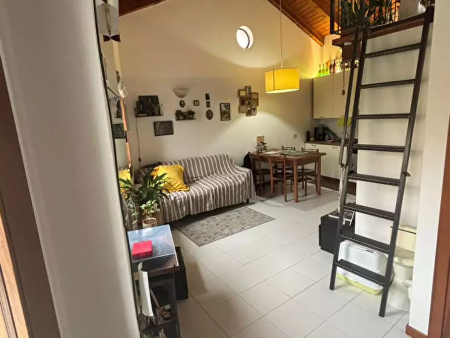 Immagine 1 di Appartamento in vendita  in Via Arnaldo Fusinato 54 a Schio