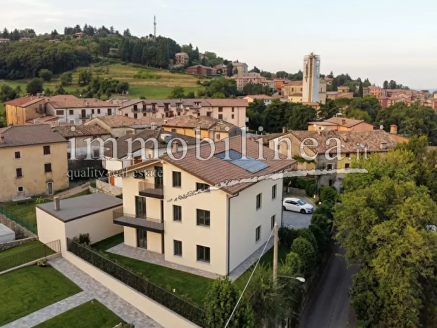 Immagine 6 di Appartamento in vendita  in CONTRADA CA' SCHENA n. 61 Piano 1 a San Zeno Di Montagna