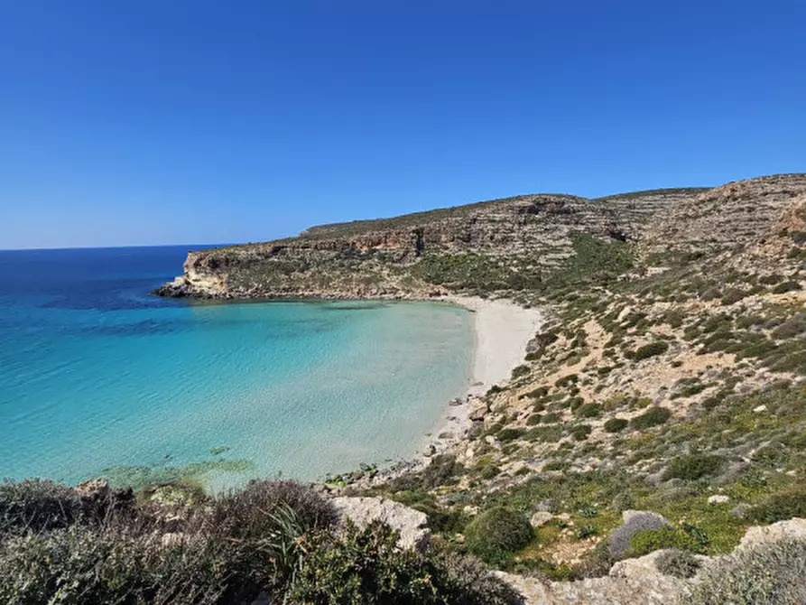 Immagine 1 di Appartamento in vendita  a Lampedusa E Linosa