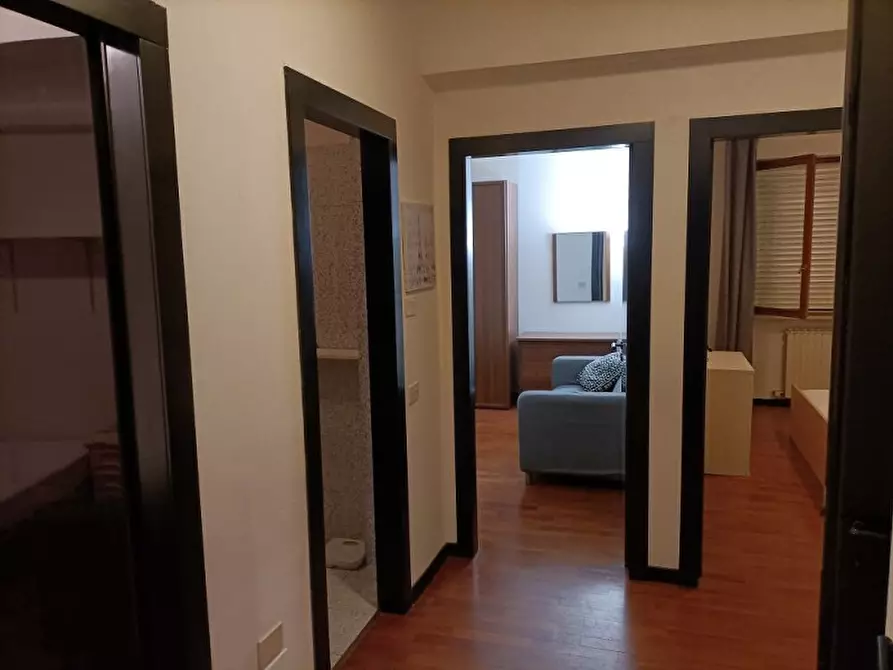 Immagine 12 di Appartamento in vendita  in Via Orazio, 40 a Parma