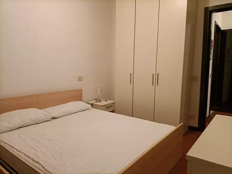 Immagine 13 di Appartamento in vendita  in Via Orazio, 40 a Parma