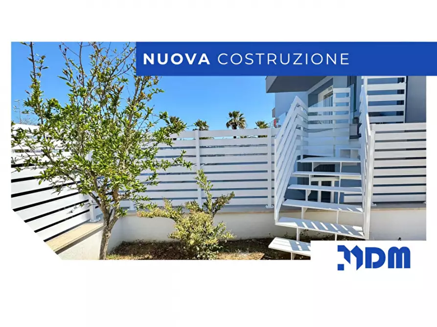 Immagine 1 di Appartamento in vendita  in Lungomare Sirena a Tortoreto