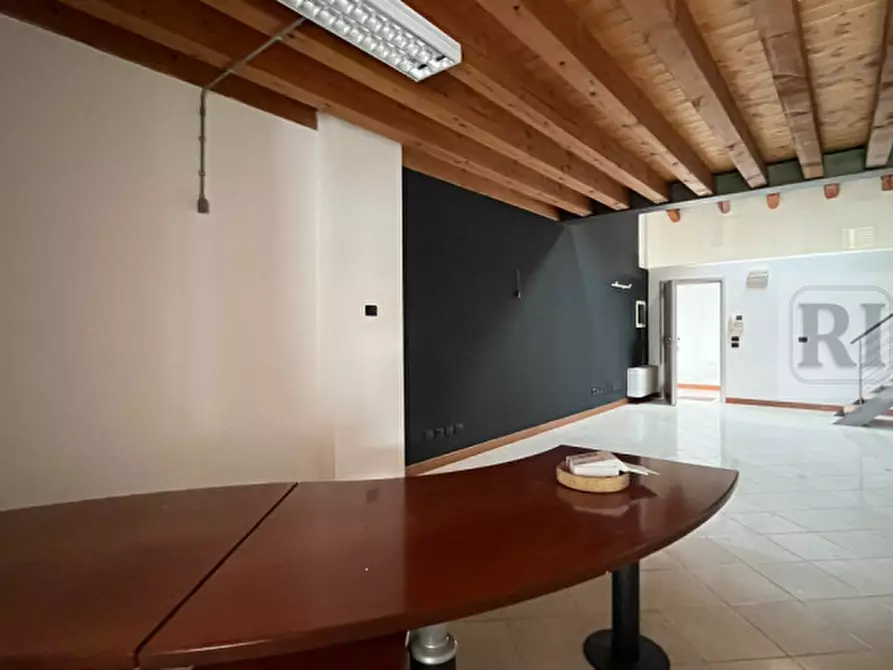 Immagine 3 di Ufficio in affitto  in via del santo a Limena