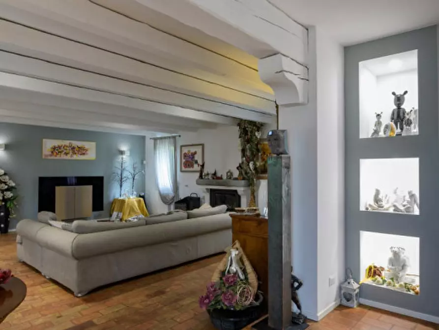Immagine 10 di Villa in vendita  in Via San Marco a Jesolo