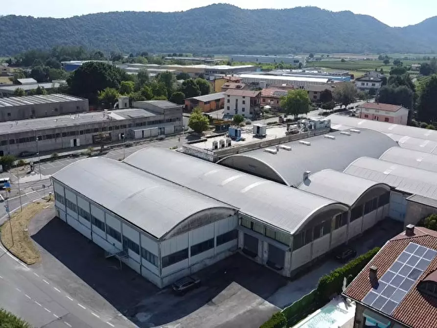 Immagine 15 di Capannone industriale in vendita  in Via Rovato a Erbusco