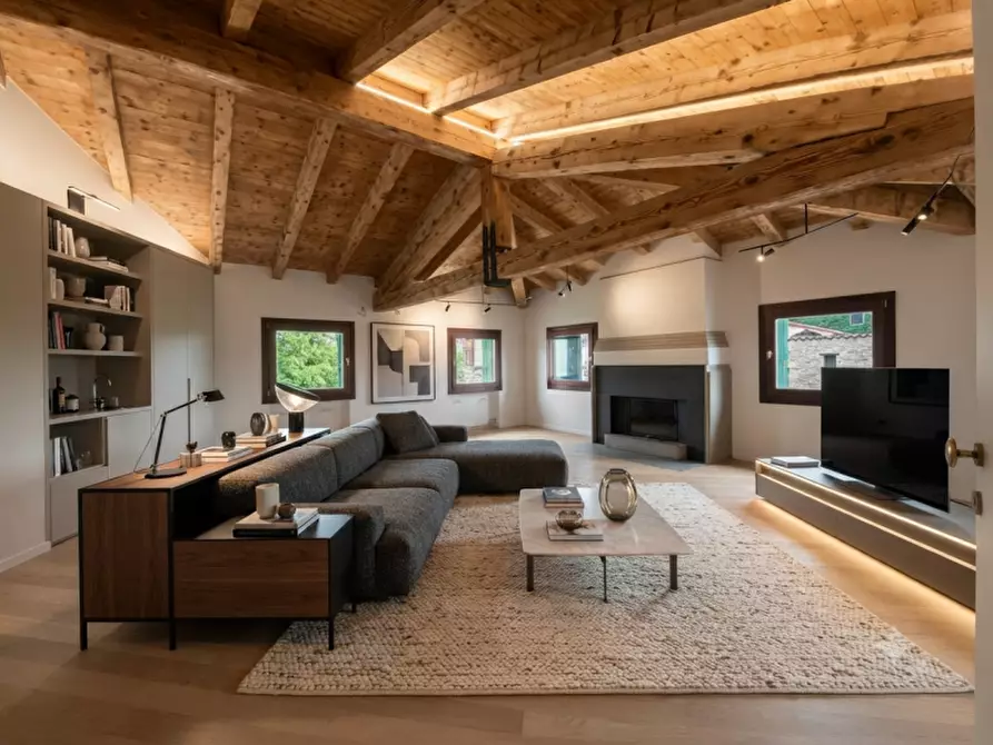 Immagine 1 di Appartamento in vendita  in Corso Antonio Fogazzaro a Vicenza