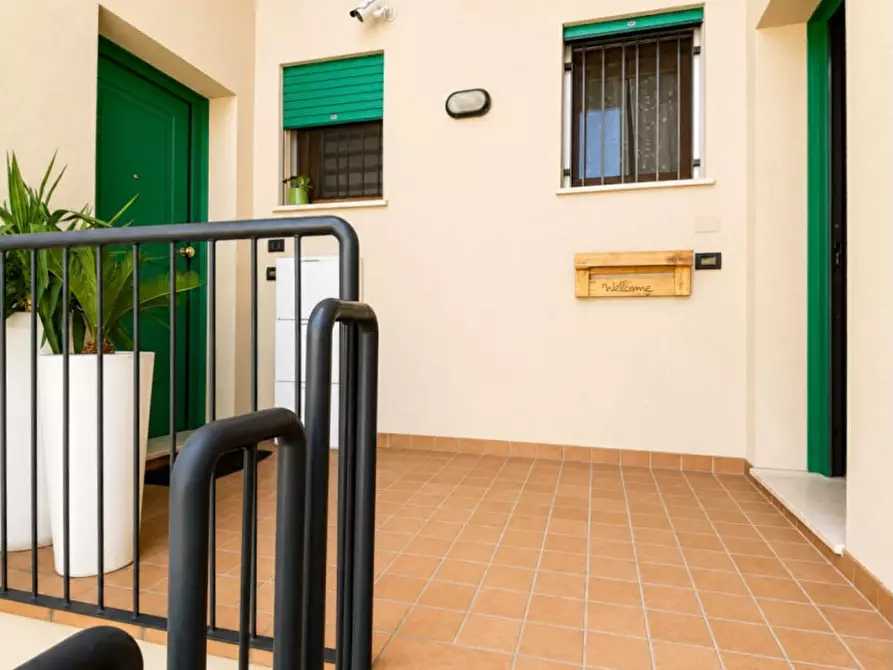 Immagine 3 di Appartamento in vendita  in Via Generale Carlo Alberto dalla Chiesa a Bolzano Vicentino