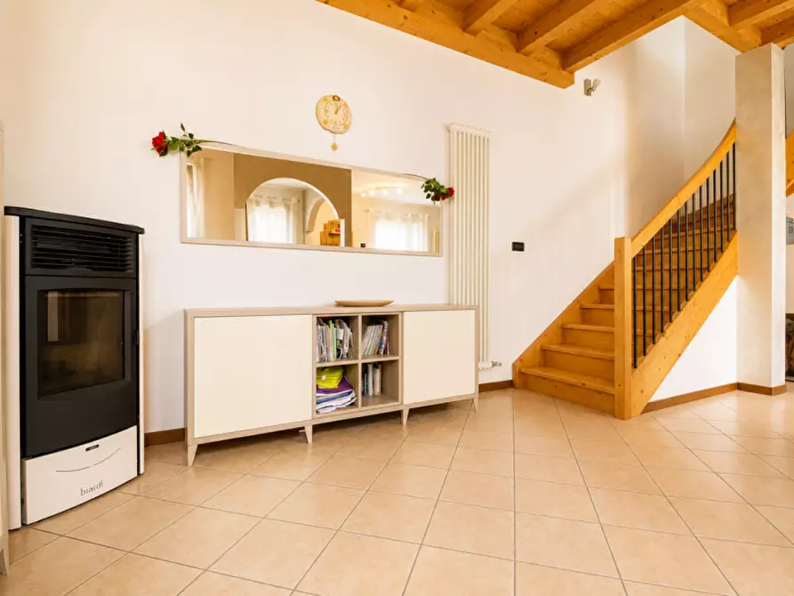 Immagine 6 di Appartamento in vendita  in Via Generale Carlo Alberto dalla Chiesa a Bolzano Vicentino