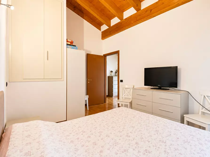 Immagine 24 di Appartamento in vendita  in Via Generale Carlo Alberto dalla Chiesa a Bolzano Vicentino