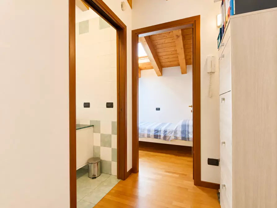 Immagine 27 di Appartamento in vendita  in Via Generale Carlo Alberto dalla Chiesa a Bolzano Vicentino