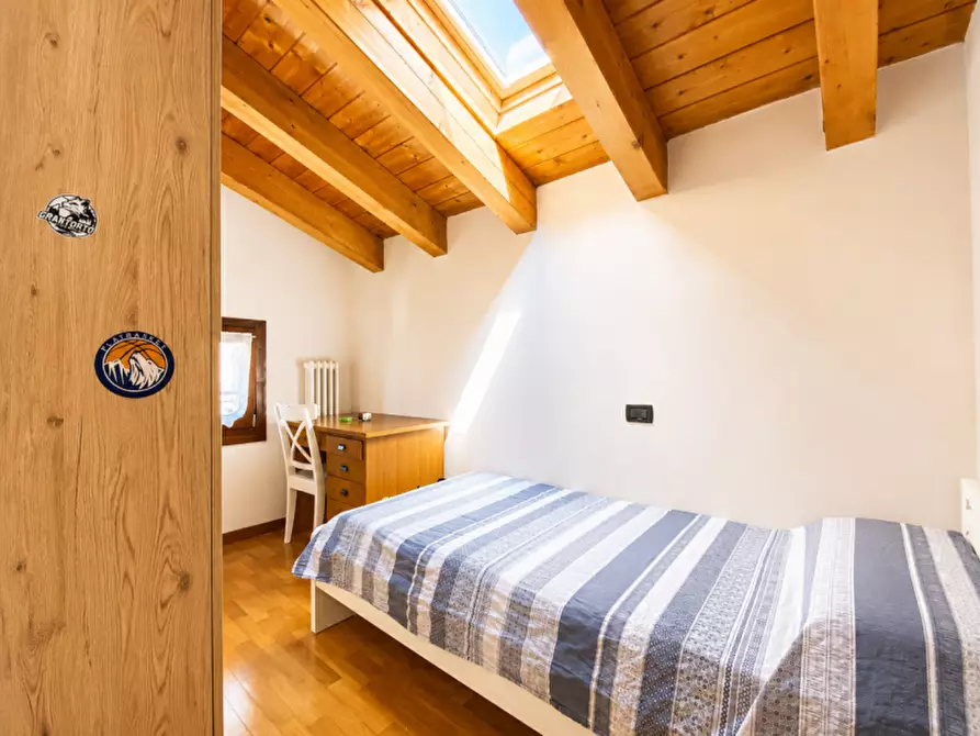 Immagine 28 di Appartamento in vendita  in Via Generale Carlo Alberto dalla Chiesa a Bolzano Vicentino