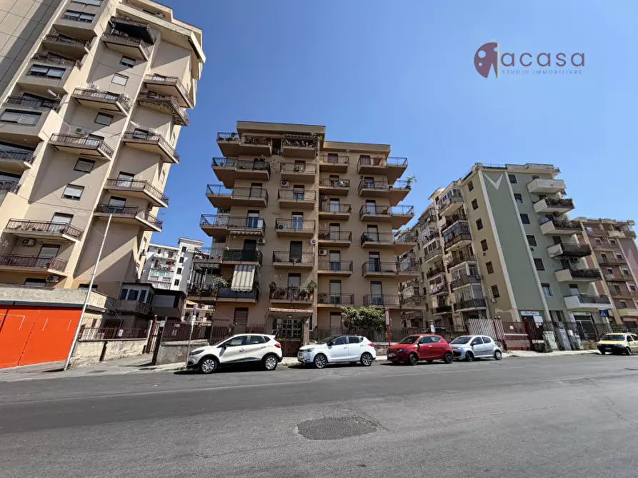 Immagine 1 di Appartamento in vendita  in Via dell'orsa minore 132 a Palermo