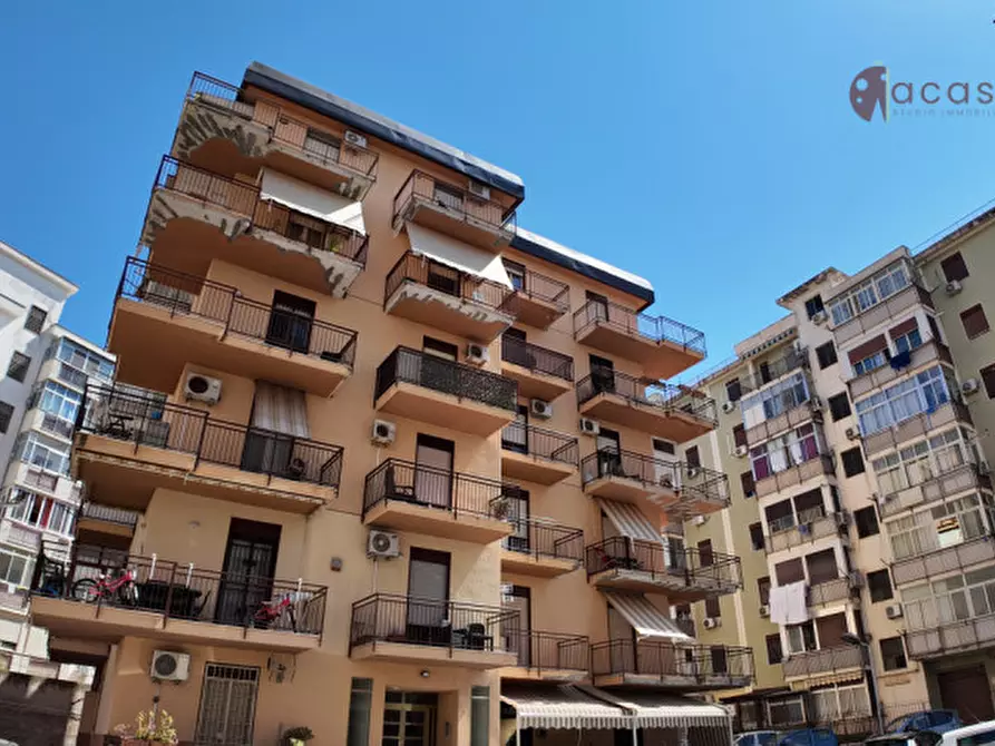 Immagine 2 di Appartamento in vendita  in Via dell'orsa minore 132 a Palermo