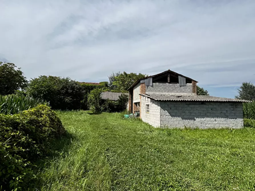 Immagine 8 di Rustico / casale in vendita  in Via Quargente a Villaga