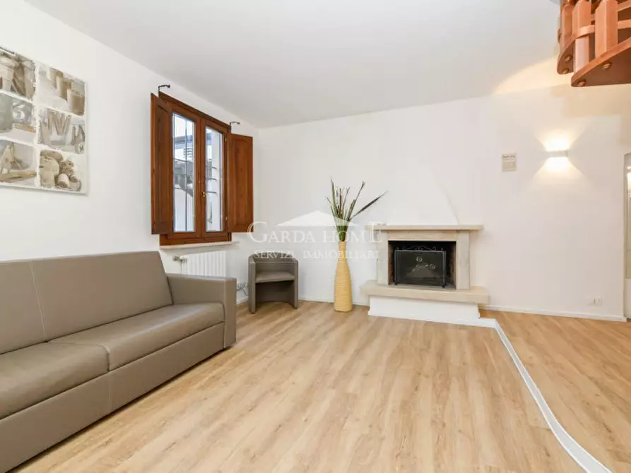 Immagine 29 di Appartamento in vendita  in Via Lorenzini 5 a Desenzano Del Garda