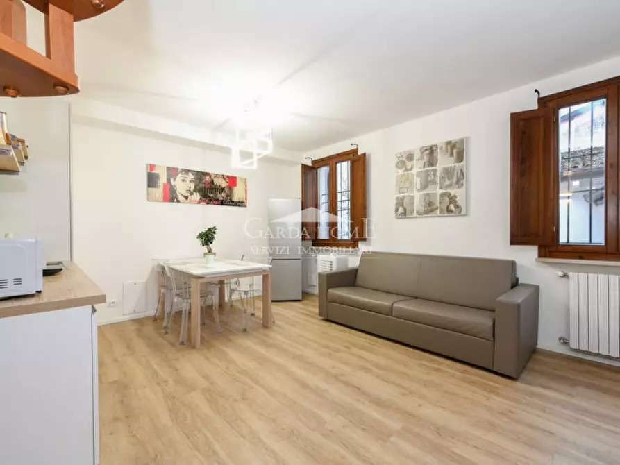 Immagine 31 di Appartamento in vendita  in Via Lorenzini 5 a Desenzano Del Garda