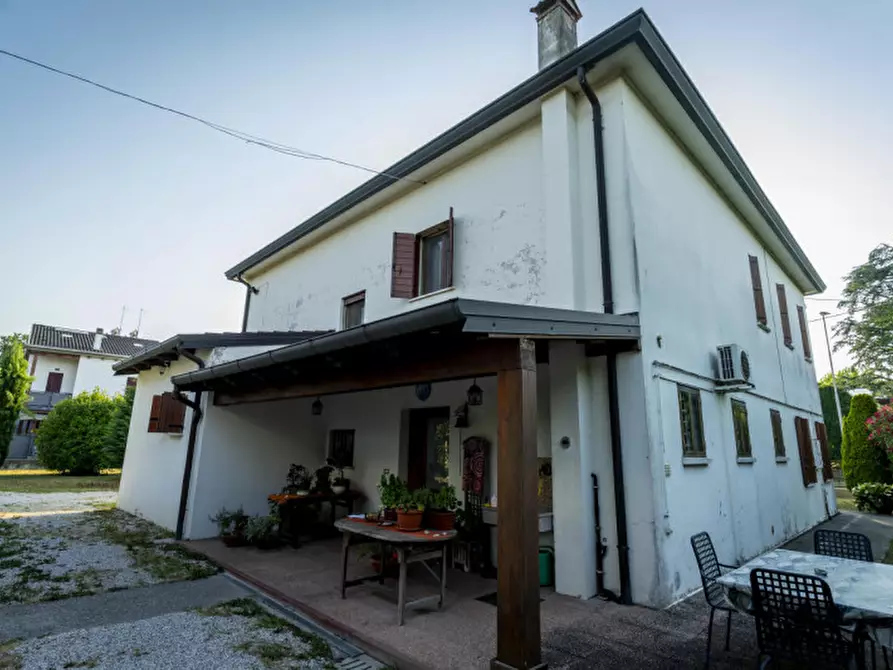 Immagine 6 di Villa in vendita  in Via Armando Pillon 45 a Abano Terme