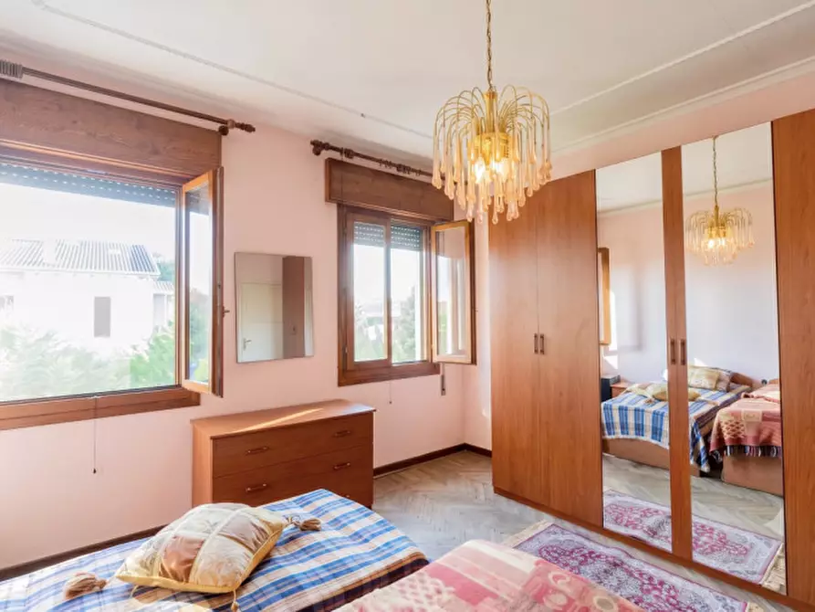 Immagine 18 di Villa in vendita  in Via Armando Pillon 45 a Abano Terme