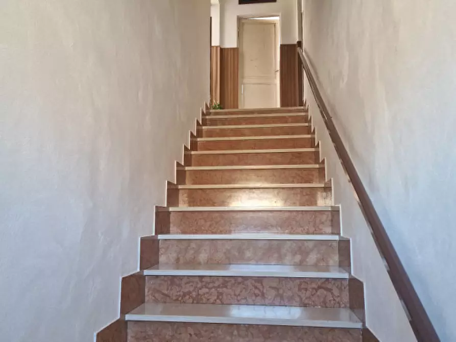 Immagine 11 di Casa indipendente in vendita  a Sinalunga