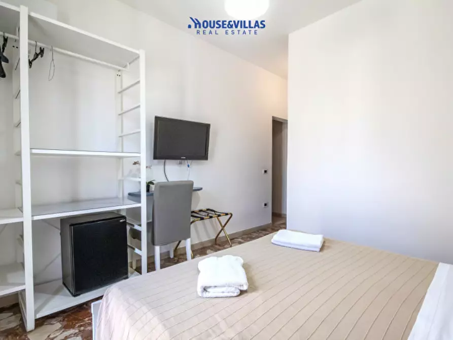 Immagine 13 di Bed & Breakfast in vendita  in Via Angelo Cavarra a Noto
