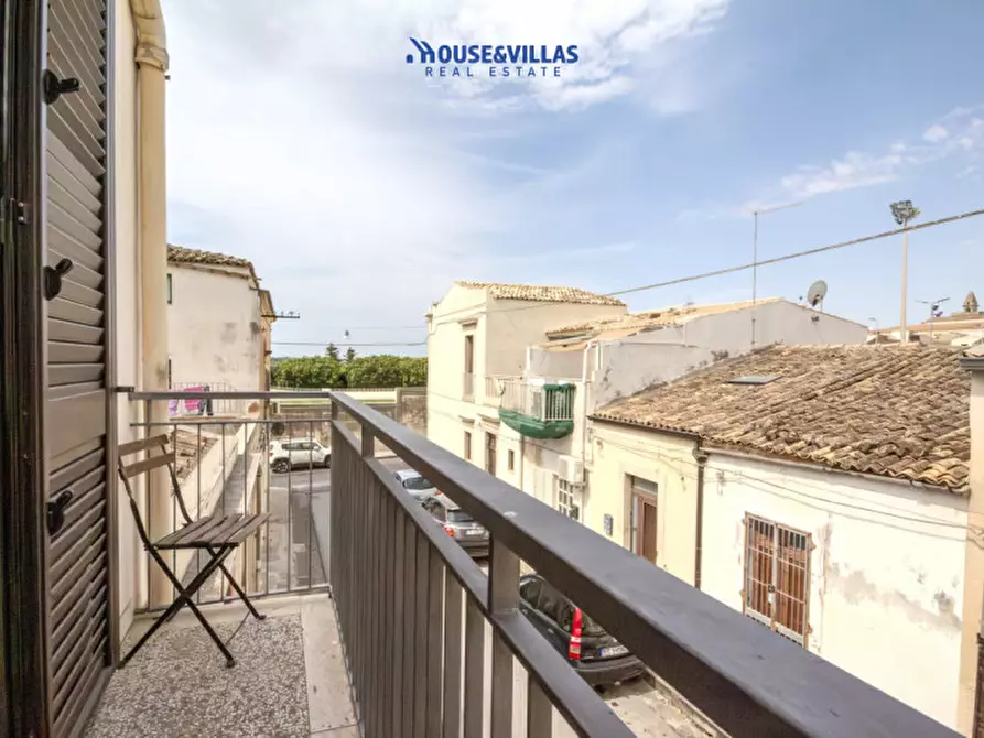 Immagine 15 di Bed & Breakfast in vendita  in Via Angelo Cavarra a Noto