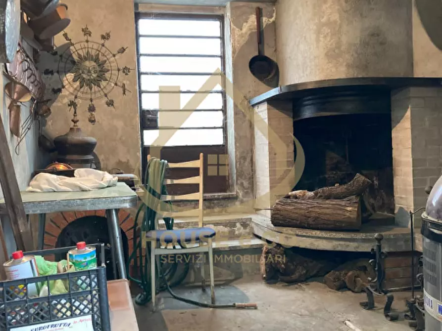 Immagine 41 di Villa in vendita  in CIMITERO a Vigevano