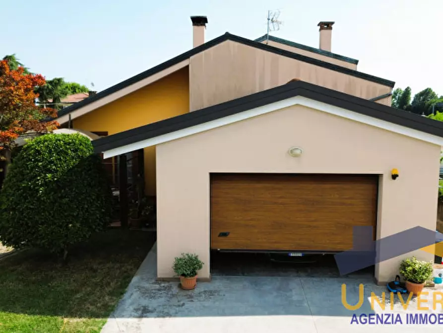 Immagine 13 di Casa bifamiliare in vendita  in VIA TOLOMEI a Loreggia