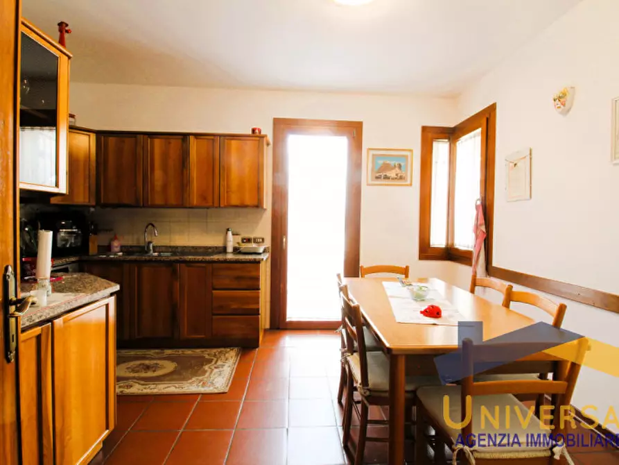 Immagine 34 di Casa bifamiliare in vendita  in VIA TOLOMEI a Loreggia