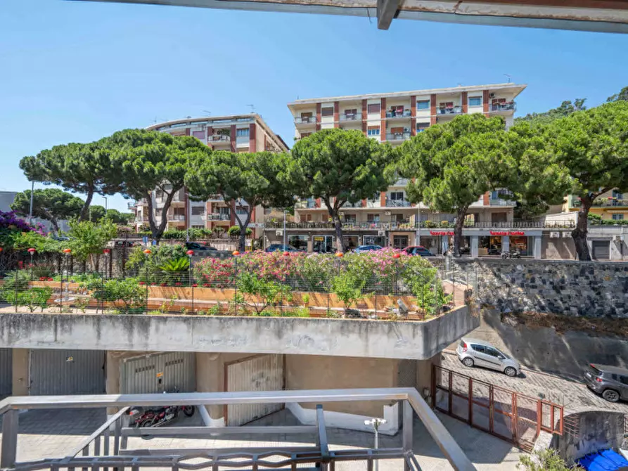 Immagine 5 di Appartamento in vendita  in Via Perù 2 a Messina