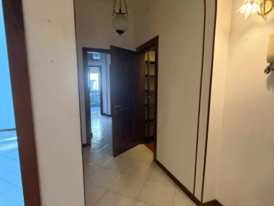 Immagine 14 di Appartamento in vendita  in Via Jacopo Zanguidi a Parma